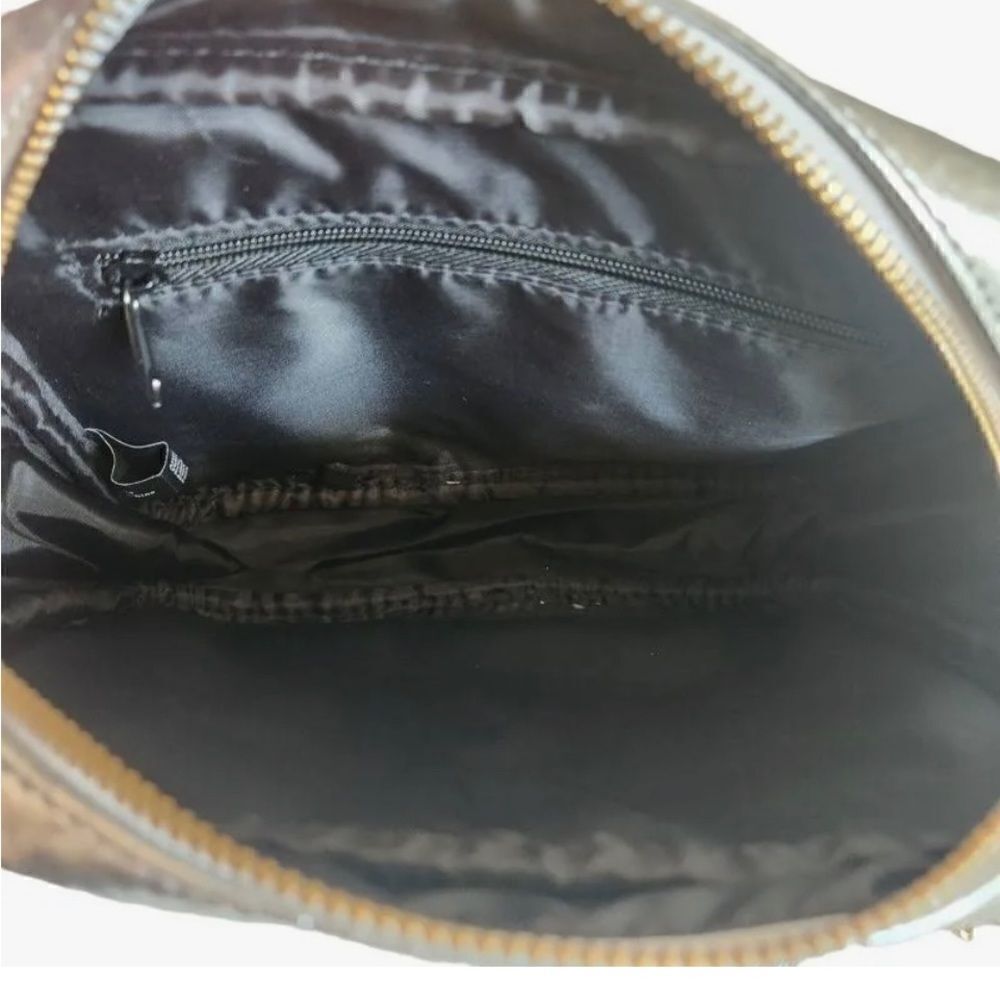 VICTORIA’S Secret crossbody Bag - Picture 7 of 7